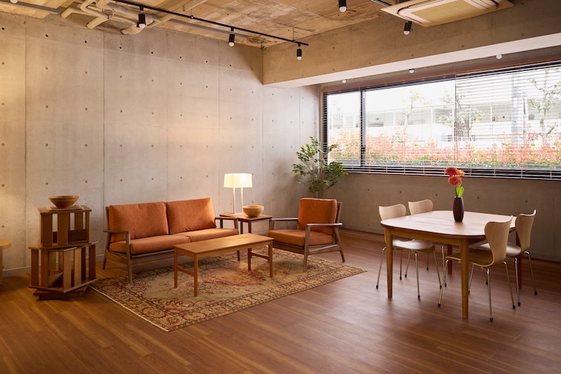 STUDIO IKERU｜団欒シーンのほか、少人数のワークショップやクリエイティブ会議のシーン撮影にも