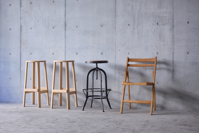 STUDIO IKERU｜スツールなど備品が充実