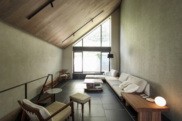 KAKUREGA-STUDIO NISHI-OI