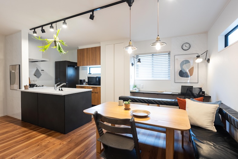 House studio MD｜キッチンダイニングは一連の流れで撮影可能