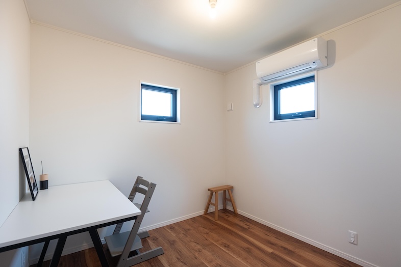 House studio MD｜二面採光の窓から自然光が差し込むお部屋 ※オプション利用可能