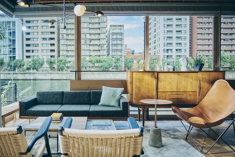 UNWEDDING中之島｜【2F】インタビュー収録のほか、MV・ドラマ・ファッション系コンテンツにも