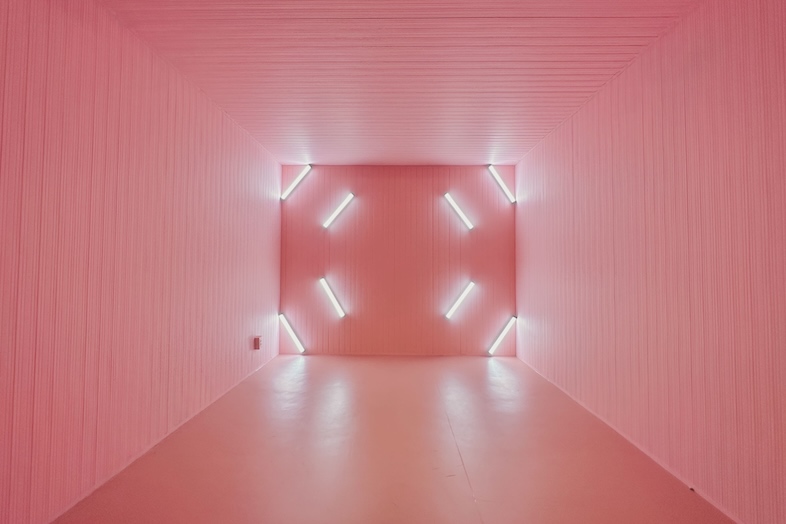 in the house / Shibuya “Gallery”｜【2F】全面ピンクのメルヘンで可愛い空間