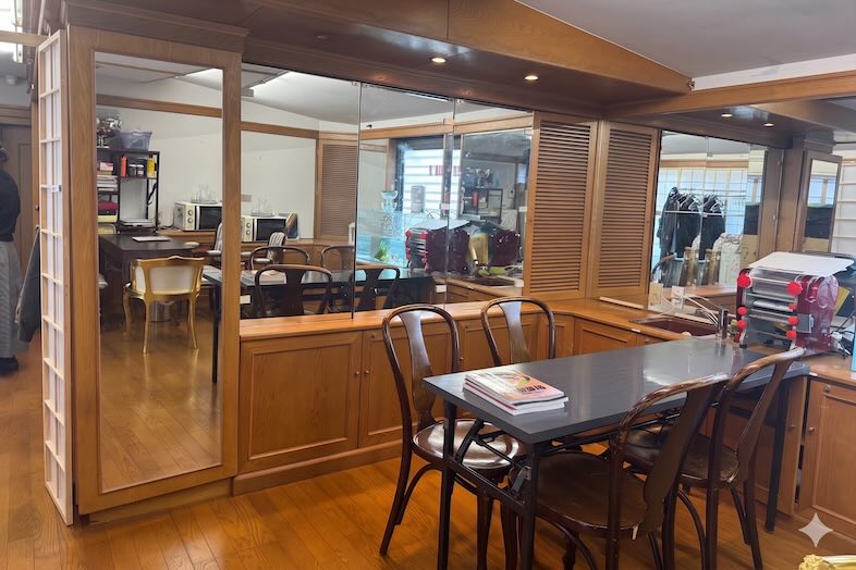 ブラームス アートカフェ｜【3F】ナチュラルな日常シーンの撮影に ※要相談