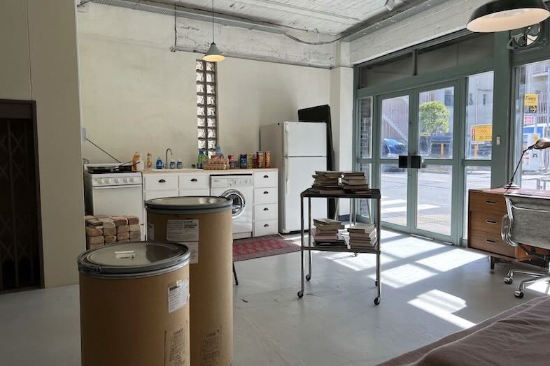 旧海岸スタジオ 浅草(第四、第十一、第十二)｜【第四スタジオ】明るく開放感満載のキッチンエリア