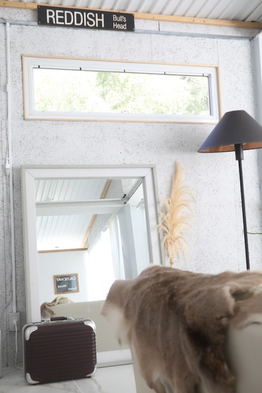 LA SABINA 印西｜【2F】海外アパルトマン風のインテリアが特徴