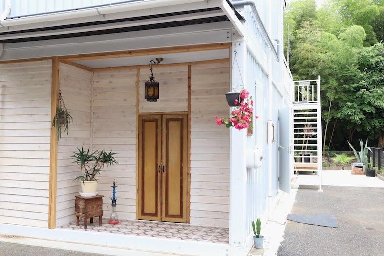 LA SABINA 印西｜ドアを背景に撮影可能