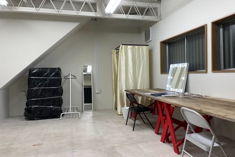 旧海岸スタジオ 浅草(第四、第十一、第十二)｜控室1F