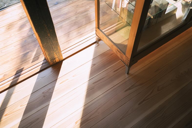 soycasa akikawa｜縁側・廊下に差し込む自然光