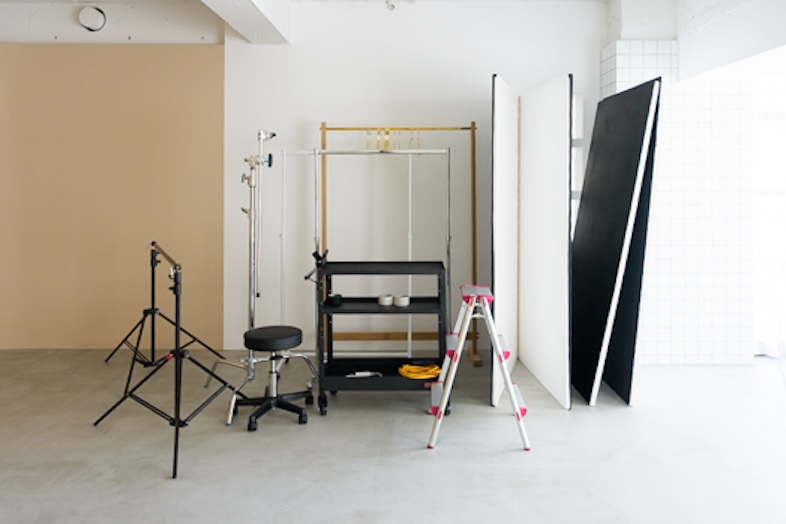 tete photo studio｜照明機材や背景備品置き場