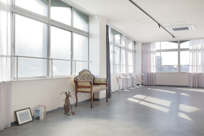 Sun Pro｜【4F Sunroom】対談、インタビュー、ポートレート、アパレルの撮影に