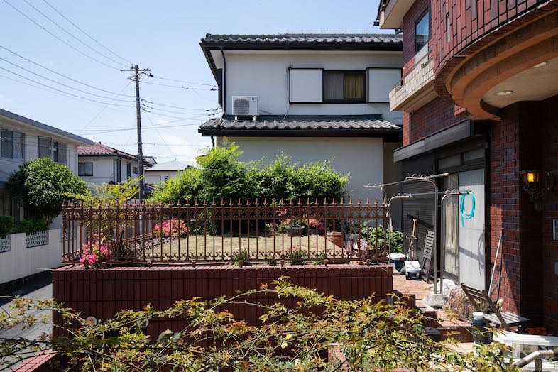 もえぎ野一軒家スタジオ｜【庭】芝生の庭と外観合わせての撮影が可能です ※平面図⑩