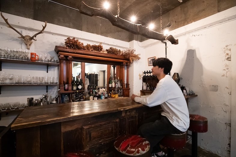 GOBLIN.原宿BAR&GALLERY店｜【BAR】BARカウンターでの撮影も可能