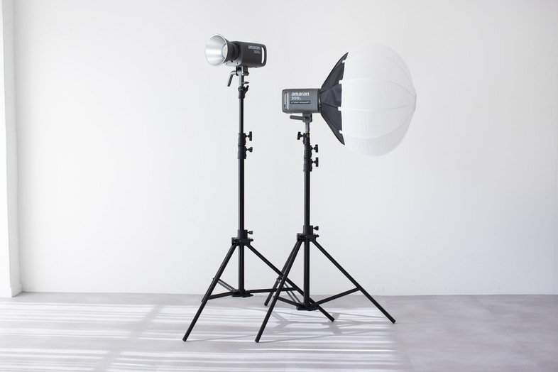 STUDIO NONAMES｜maran 300c × 2とソフトボックスなどの照明機材