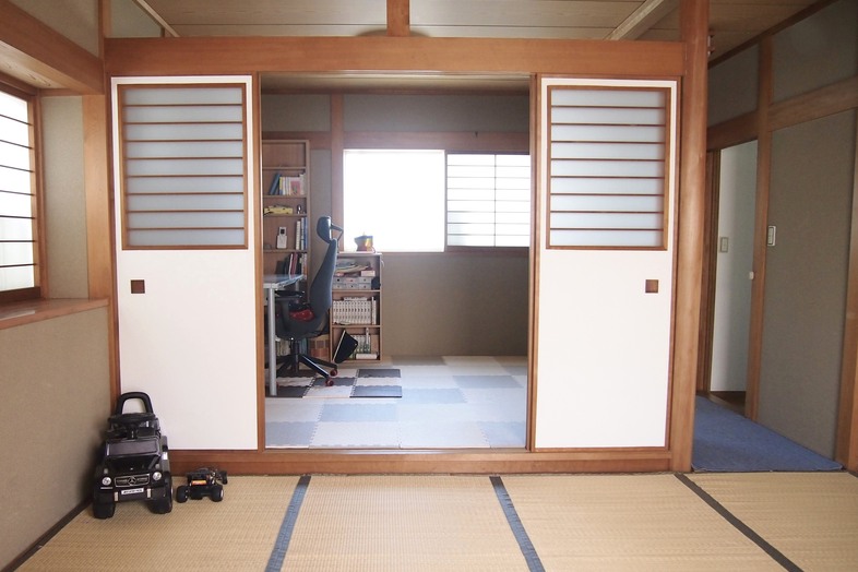 Family Studio Kashiwa｜【2F】2階和室4畳半と8畳の和室 控室化粧部屋として