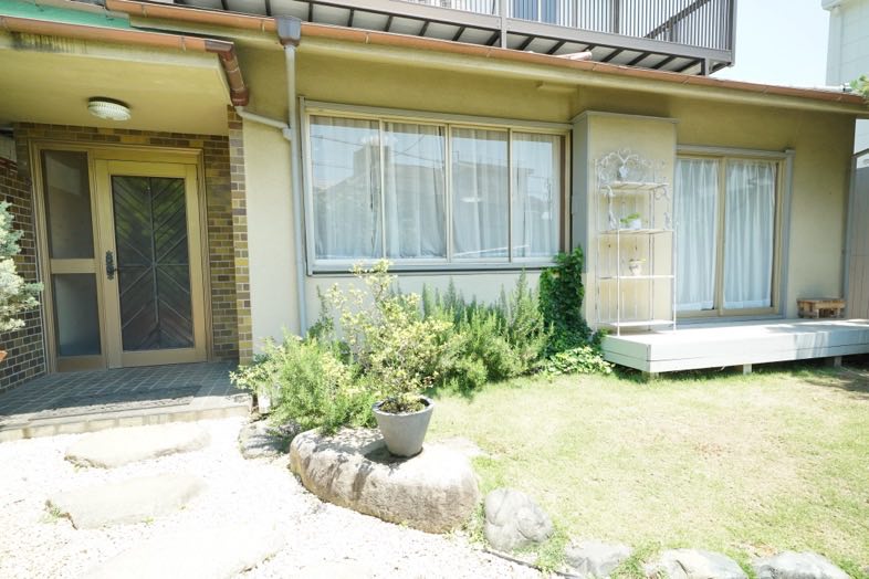 ノーマンハウス馬込｜【庭】昭和の佇まいを残した外観と庭