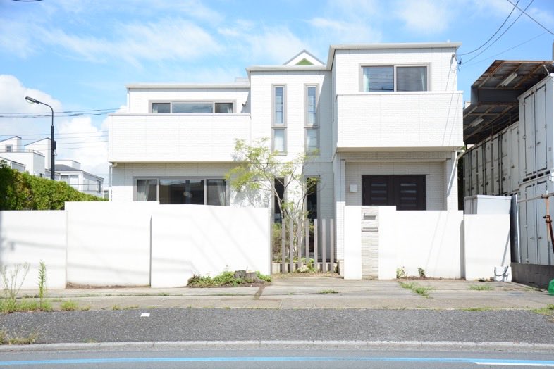 Gyotoku Terrace｜【外観】道路側から建物全体を正面に捉えたショット