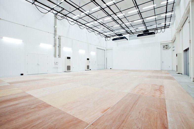 MEGA STUDIO FLAT