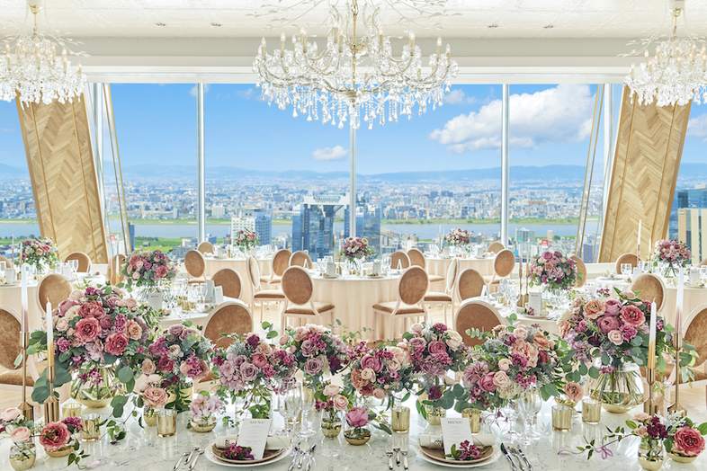 The 33 Sense of Wedding｜ひとつ上の高級感と上質な美しさを備えた白く煌めく洗練の「Claire（クレア）」