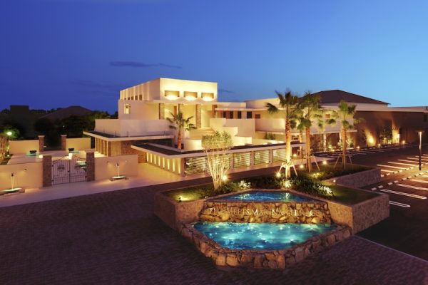 THE MEETS MARINA TERRACE
