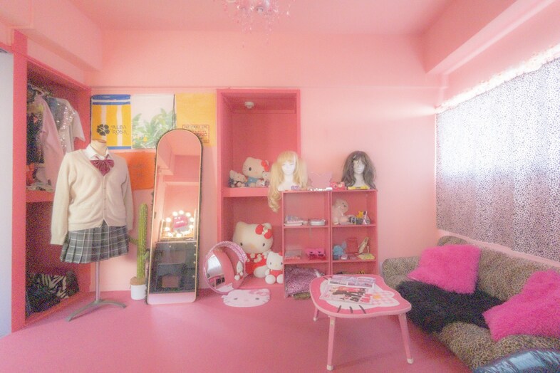 築古マンション｜【408 平成ギャル部屋】どこか懐かしい平成ギャルのお部屋