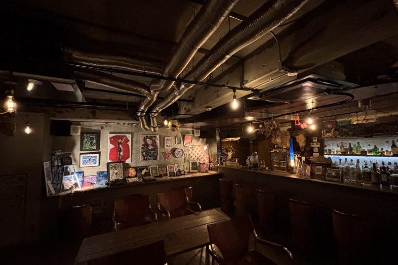 HAPPY MOUNTAIN BAR｜実店舗のリアリティーと独特な雰囲気は、映画やドラマの飲食シーンにも最適